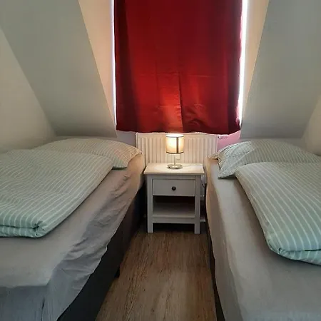 Wohnung In Der Schlossstrasse 8 Mirow * Mirow